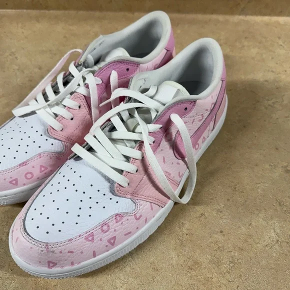 Nike Men's Low-Top Sneakers in Pink and White - Picture 9 of 12